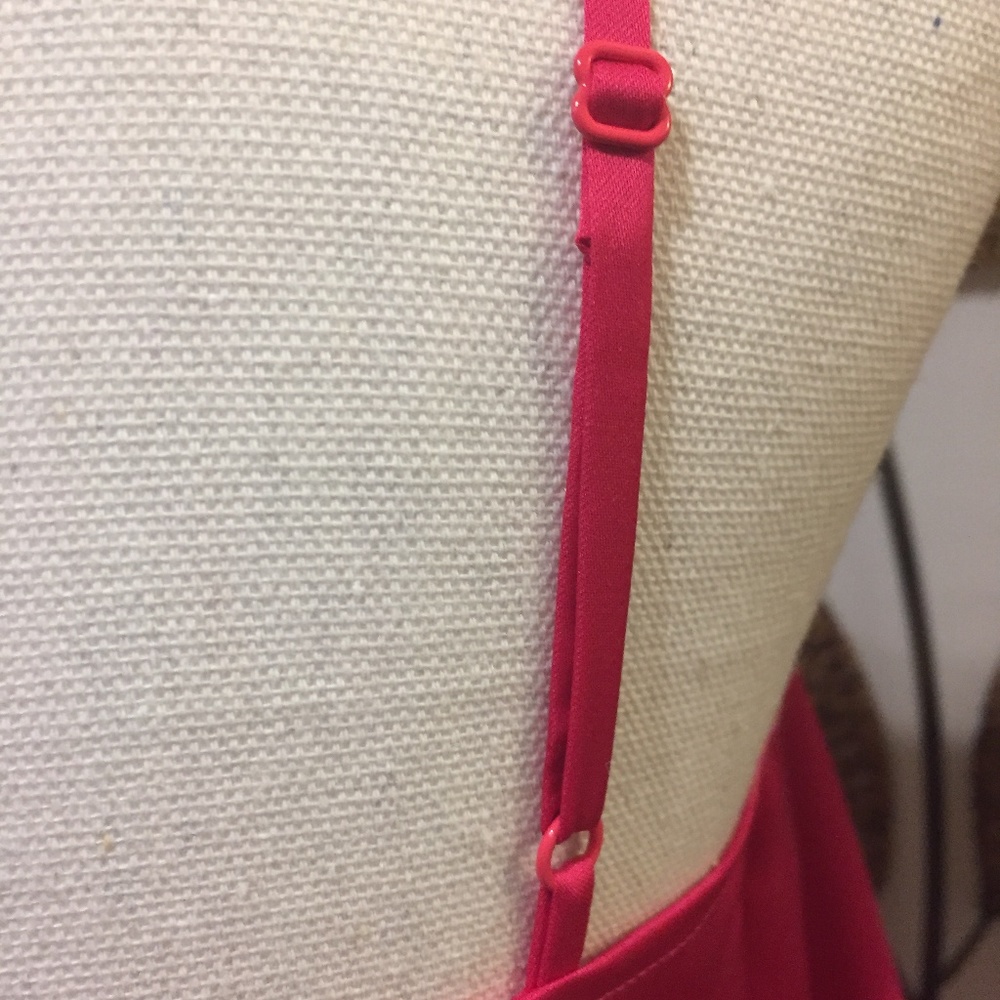 NWT Express Draped Top 2 looks in 1 - So Cute - Picture 7 of 8